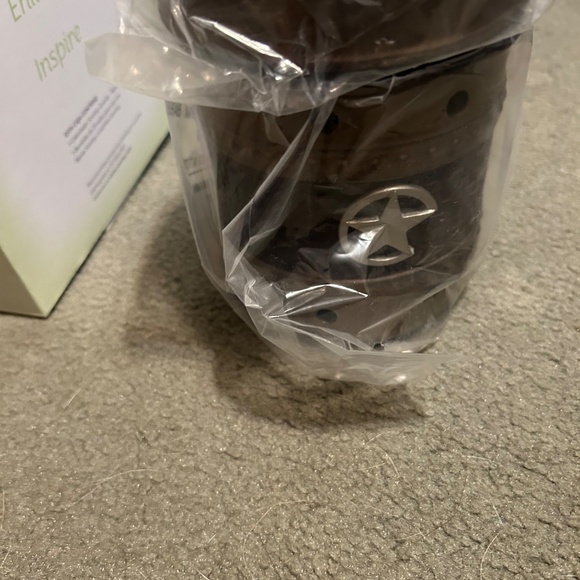 Retired Scentsy Marshall Full size Warmer 2010 - Picture 2 of 8